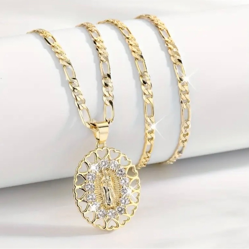 Elegant 14k Gold Plated copper Pendant Necklace Virgen de Guadalupe